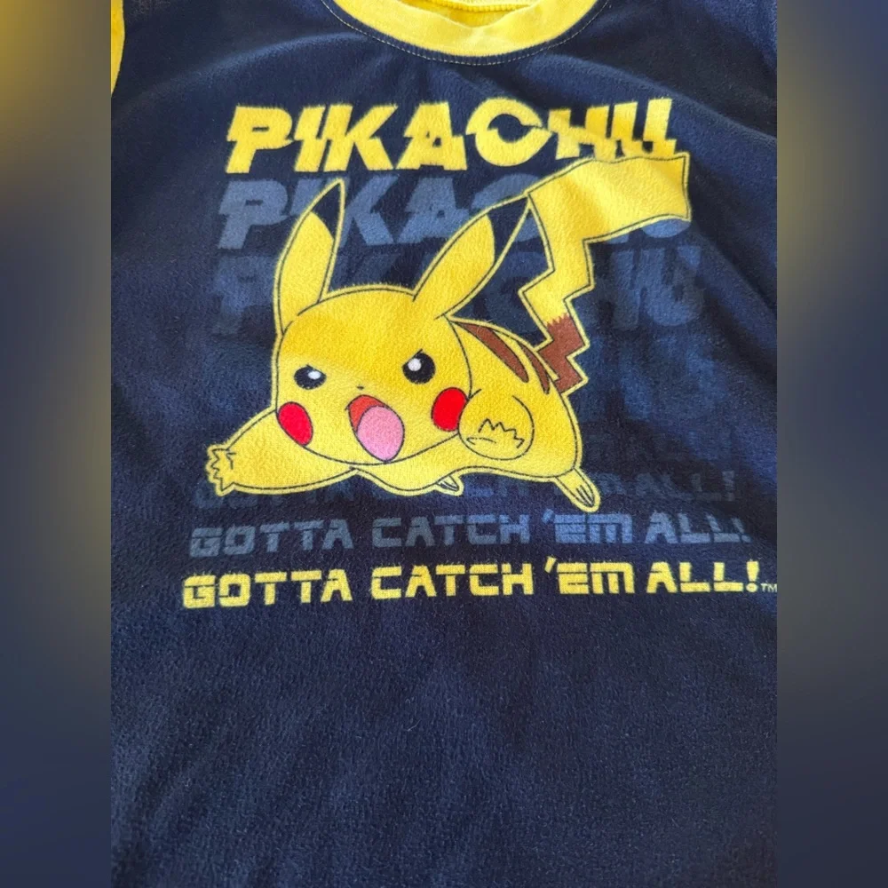 Pokemon 2 Piece  Kids Pikachu Pajama Set Fleece Yellow and Black, Size small 6/7